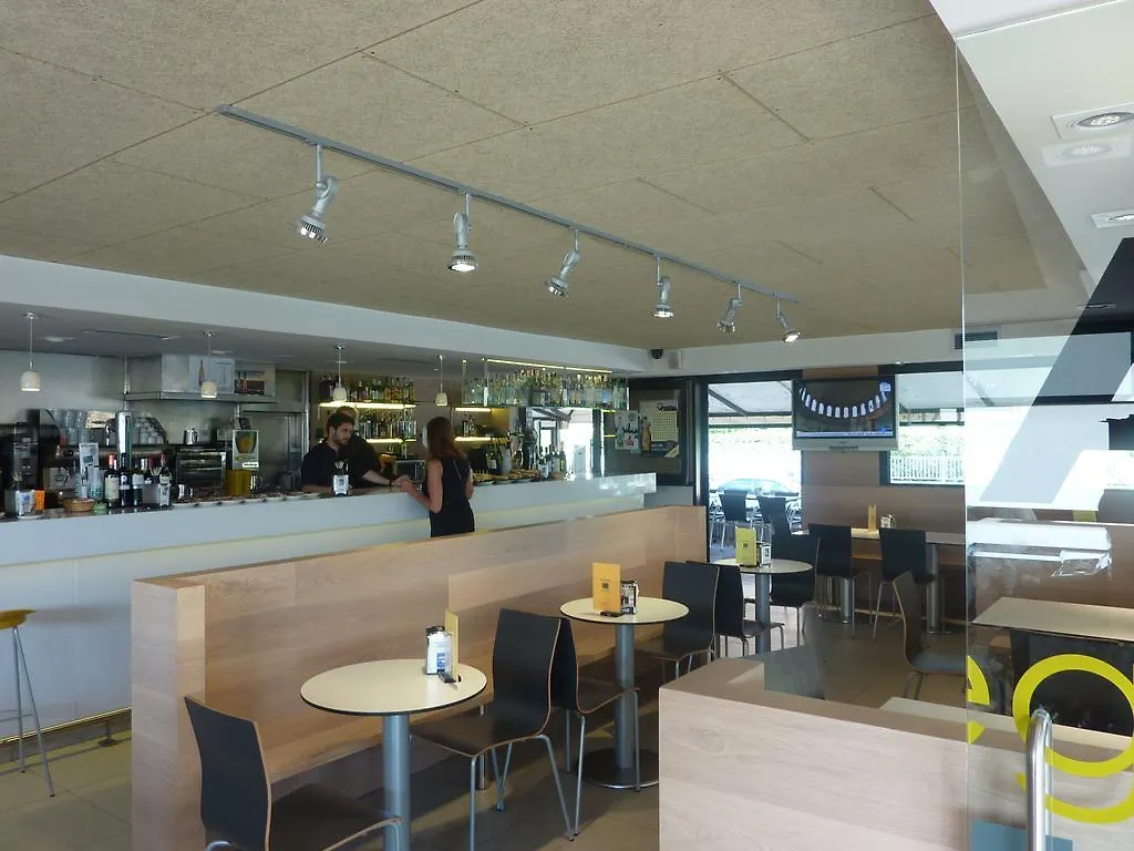 Hotel Ezeiza San Sebastián Espanha